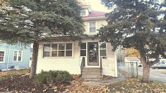 144 Kern St, Waterloo, IA 50703