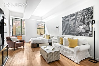 99 John St Unit 522, New York, NY 10038