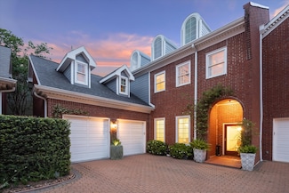 2902 W Lane Dr Unit E, Houston, TX 77027