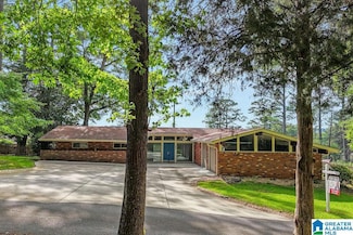 1131 2nd St NE, Alabaster, AL 35007