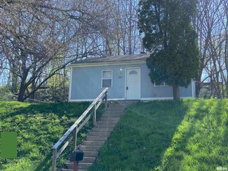 1531 Christie St, Davenport, IA 52803