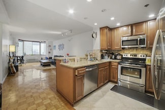 1 2nd St Unit 2305, Jersey City, NJ 07302