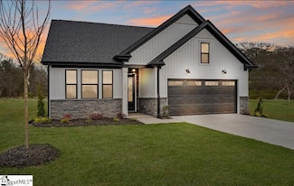 104 Eagle Creek Dr, Central, SC 29630