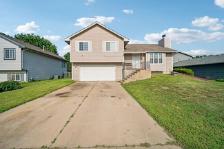801 N Meadow Rd, Valley Center, KS 67147