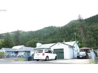610 Bluff Rd, Klickitat, WA 98628