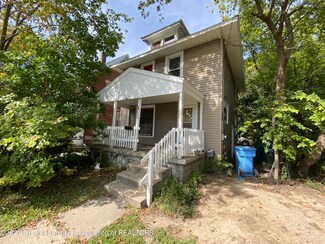 1021 E César E Chávez Ave, Lansing, MI 48906