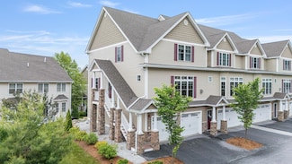 11 Manor Dr Unit D, Hooksett, NH 03106