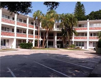 4300 58th St N Unit 1900, Kenneth City, FL 33709