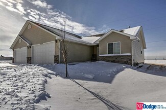 10106 S 179th St, Omaha, NE 68136