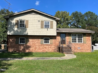 204 Flamingo Dr, Clayton, NC 27520