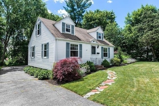 302 Brook St, Framingham, MA 01701