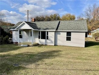 300 W Springfield Rd, High Point, NC 27263