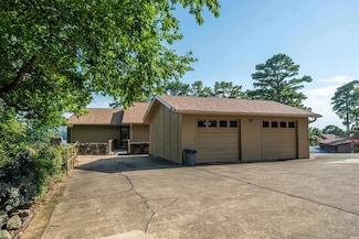 724 Weston Rd Unit Q4, Hot Springs National Park, AR 71913