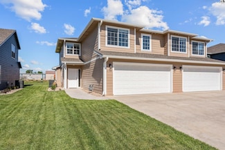 2750 Tim Rogers Ln, Salina, KS 67401