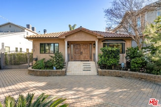 14710 Greenleaf St, Sherman Oaks, CA 91403