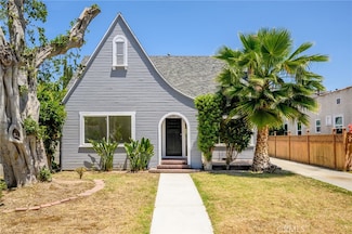 635 Palm Dr, Glendale, CA 91202