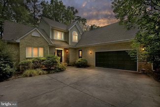 11285 Annabelle Dr, Swan Point, MD 20645