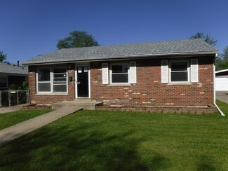 3240 Green St, Steger, IL 60475