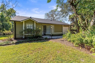 921 Pine St, Oviedo, FL 32765