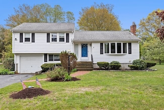 11 Janice Rd, Canton, MA 02021