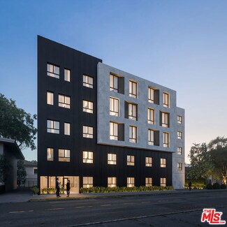 11031 Aqua Vista St, North Hollywood, CA 91602