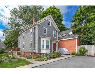 12 Williams Ct, Somerville, MA 02143