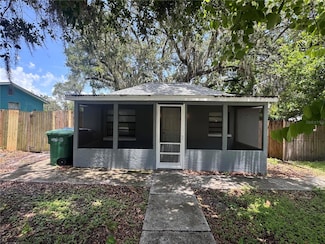 1814 E Diana St, Tampa, FL 33610