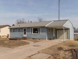 115 3rd St SE, Plainview, MN 55964