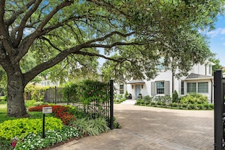 3002 San Felipe St, Houston, TX 77019