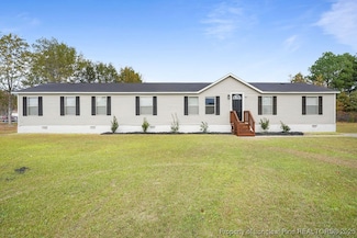 762 Precision Ct, Hope Mills, NC 28348