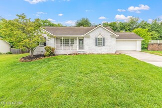 701 Misty Ridge Dr, Lenoir City, TN 37772