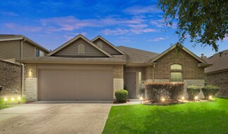 4318 Plumeria Ave, Baytown, TX 77521