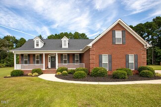 7294 Sandcastle Ln, Linden, NC 28356