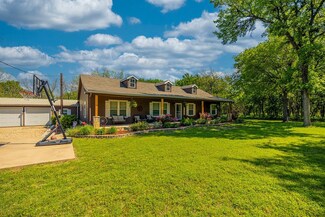 133 E Cherry Dr, Azle, TX 76020