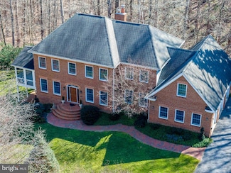 7517 Lees Farm Rd, Clifton, VA 20124