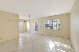 557 Burgundy L Unit L, Delray Beach, FL 33484