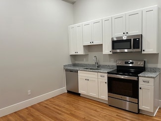 34 Saint Joseph St Unit 33, Fall River, MA 02723