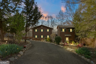 605 Laurel Ridge Dr, Ellijay, GA 30536