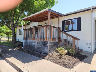 260 21st Ave SE, Albany, OR 97322