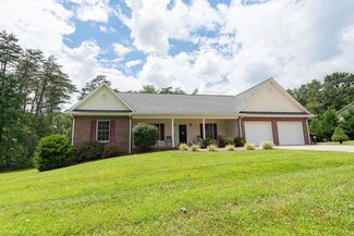 1020 Briar Creek Dr, North Wilkesboro, NC 28659
