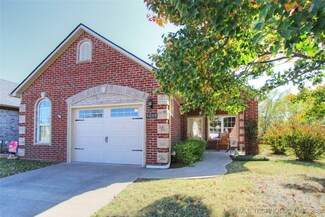 4260 Greentree Way Unit 19C, Sand Springs, OK 74063