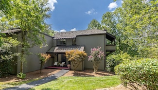 33 Crown Cir, Kingsport, TN 37660