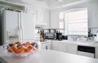 100 SE 6th Ave Unit 303, Pompano Beach, FL 33060