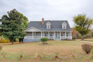 875 Hartman Ct, Adams, TN 37010