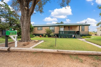 308 S Avenue F, Abernathy, TX 79311