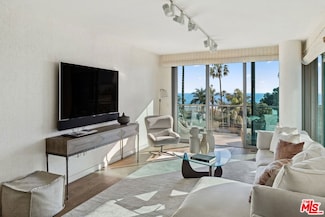 1755 Ocean Ave Unit 614, Santa Monica, CA 90401