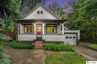 1313 Harrison St, Bellevue, NE 68147