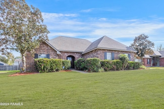 301 Deer Meadow Blvd, Broussard, LA 70518