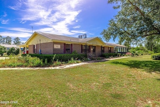 2706 Sapp Rd, Cottondale, FL 32431
