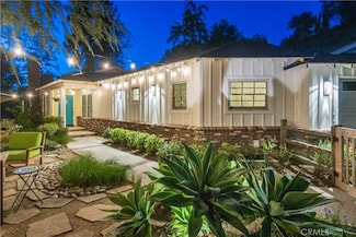 19631 Rosita St, Tarzana, CA 91356